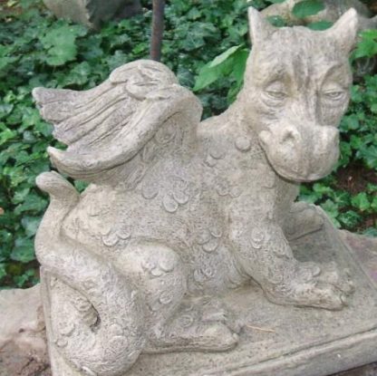Drache "DRAGOPLATE" auf Platte