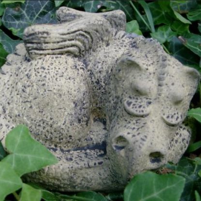 Drache "SLIGHTI" liegend