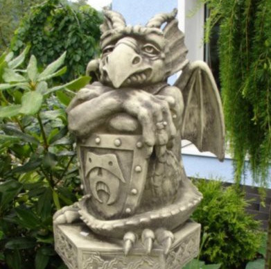 Türwächter mit Schild Blick links - Türwächter mit Schild Blick links