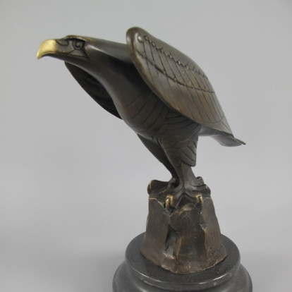 Bronze Figur Adler auf Fels - Bronze Figur Tier "Adler auf Fels" 21x22cm