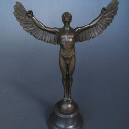 Bronze Figur Engel - zum Himmel blickend