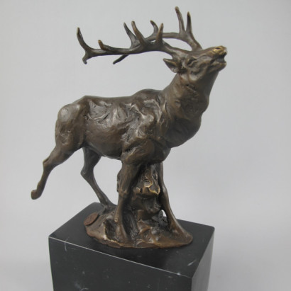 Bronze Figur Hirsch röhrend