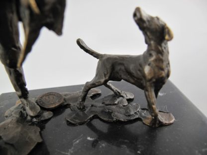 Bronze Figur Mann Jäger mit Hund3 416x312 - Bronze Figur "Mann - Jäger mit Hund" 16x12x8cm