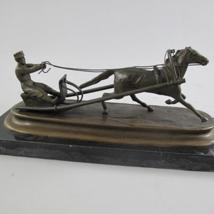 Bronze Figur "Mann - mit Pferdeschlitten" 25x10x9cm
