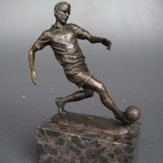 Bronze Figur Mann Fußballspieler 324x324 - Bronze Figur "Mann - Fußballspieler" 23cm