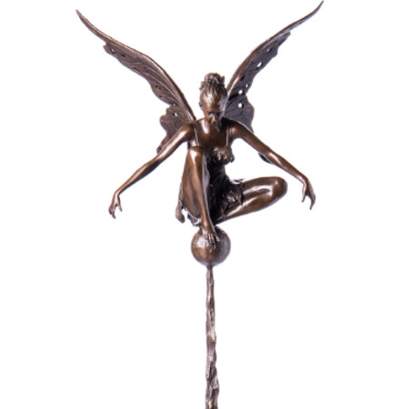 Bronzefigur Elfe auf Kugel 59x28x16cm - Bronze Figur "Elfe auf Kugel" 59x28x16cm