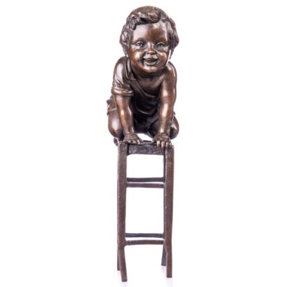 Bronze Figur Junge auf Stuhl 22cm