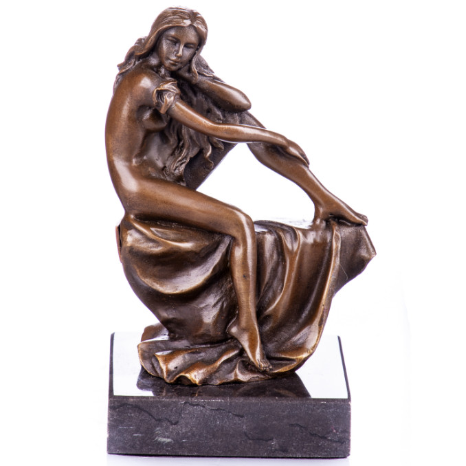 Bronze Figur Lady . aufgestützt 14cm Bronze Figur "Lady . aufgestützt" 14cm