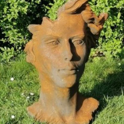 Gesicht Frau (2) Steinguss Edition Oxid mittel