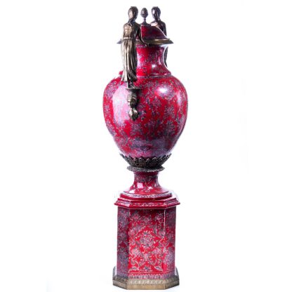 Grosse Prunkvase Deckelvase mit Jungfrauen 120x50x38cm2