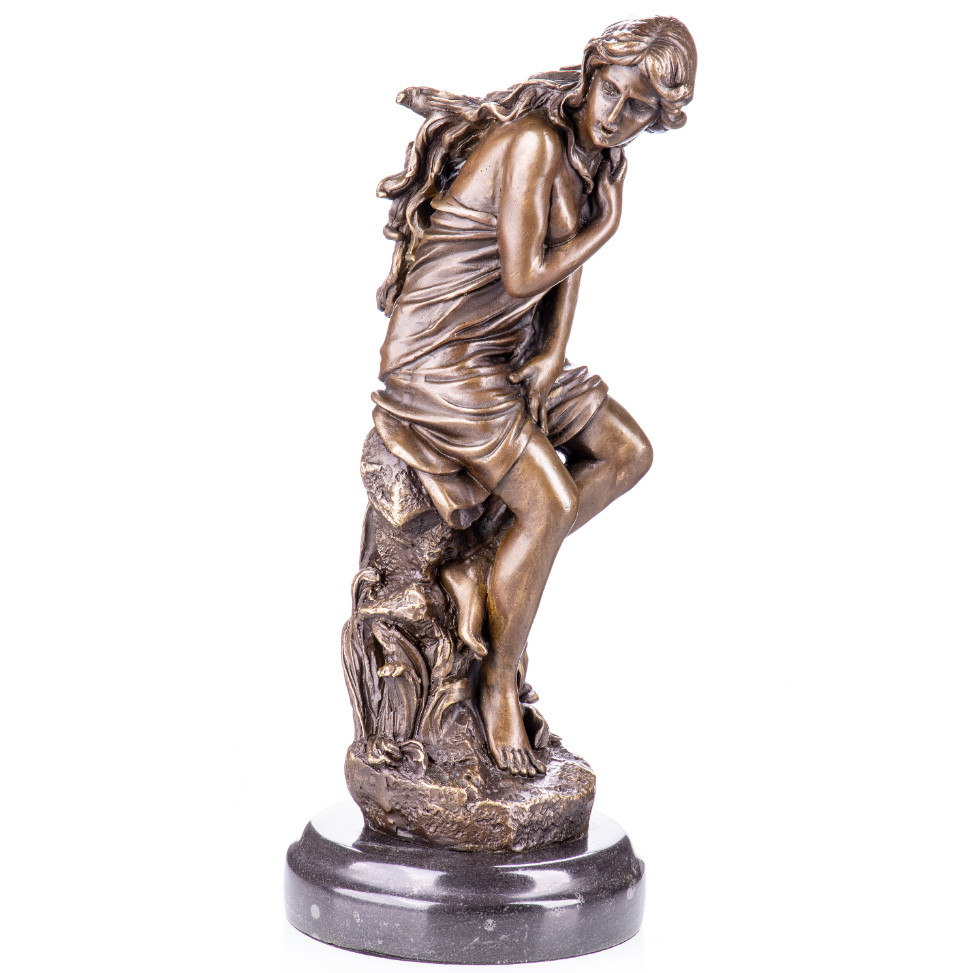 Bronze Figur Frau auf Fels 31x15x13cm Bronze Figur Frau auf Fels 31x15x13cm