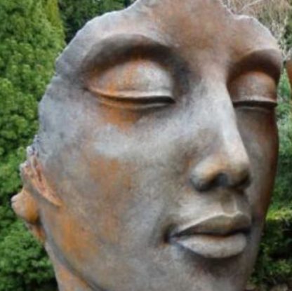 Gesicht Frau Steinguss Rosteffekt 115cm inkl. Montageplatte