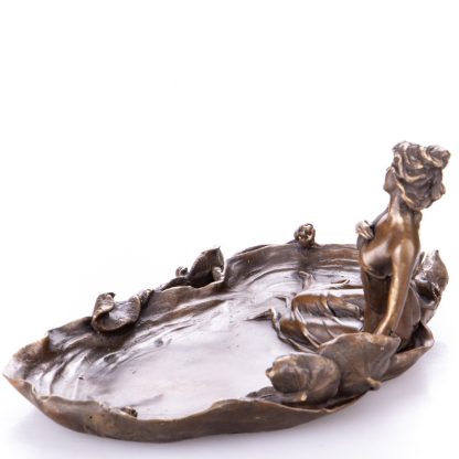 Jugendstil Bronzefigur Frau mit Se
