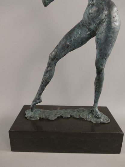 Moderne Bronze Figur Erotische Taenzerin 51x13x30cm3 416x556 - Moderne Bronze Figur "Erotische Tänzerin" 51x13x30cm