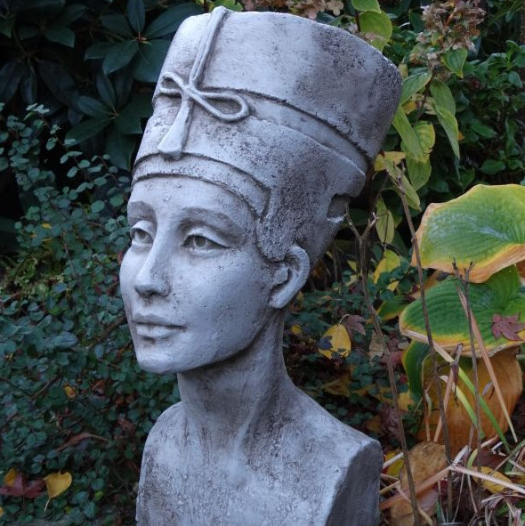 Planzkopf Nofretete Steinguss © by Fiona Scott