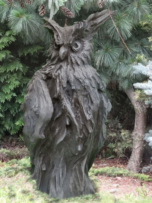 Wesen der Lüfte Eule dunkler Steinguss 65x32x34cm2 Wesen der Lüfte Eule dunkler Steinguss 65x32x34cm2