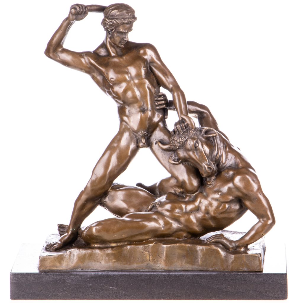 Mythologische-Bronzefigur-Theseus-und-der-Minotauros-nach-Ramey-32x30x14cm