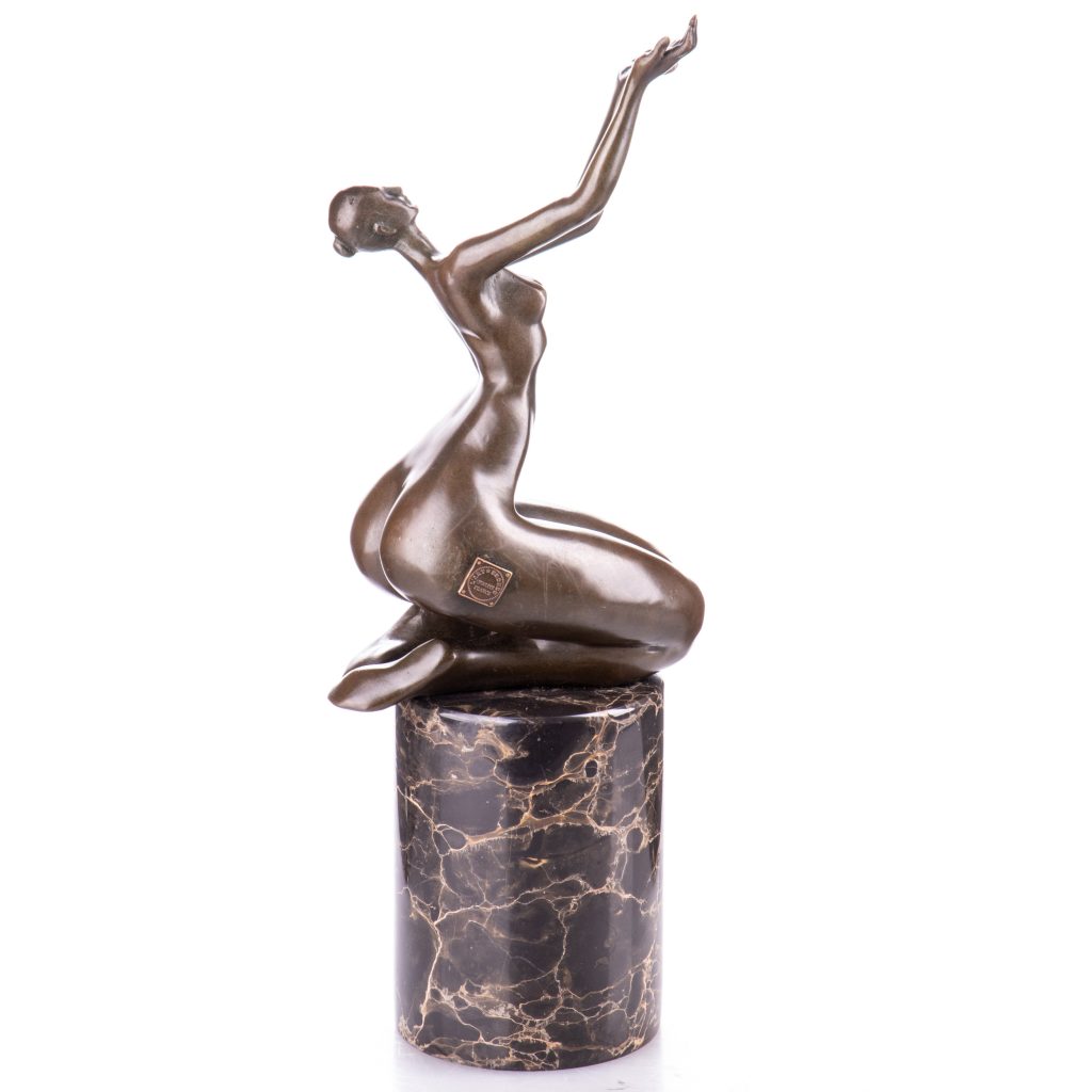Moderne Bronzefigur Weiblicher Akt 32x13x10cm