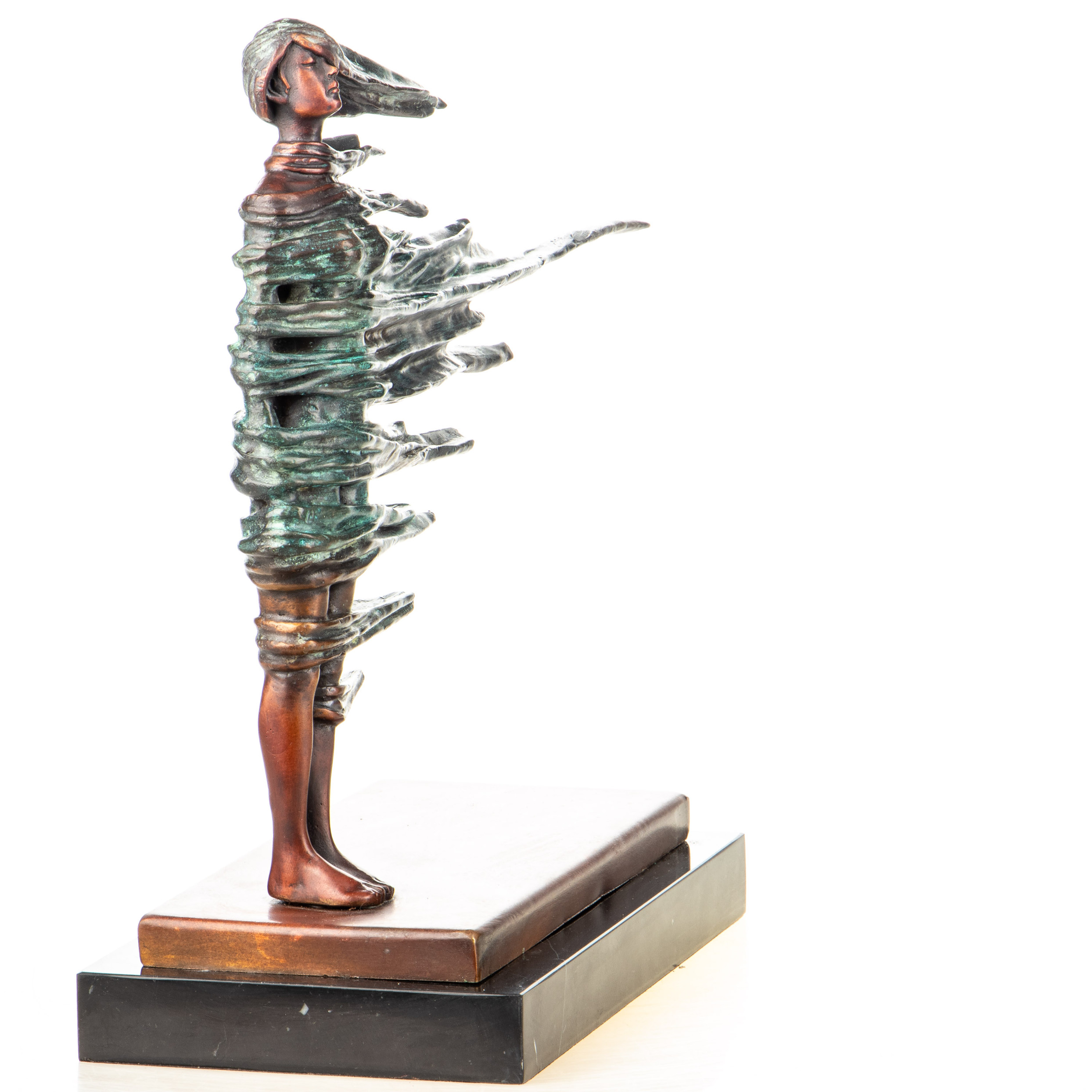 Moderne Bronzefigur Frau im Wind, farbig 36x41x16cm2 Moderne-Bronzefigur-Frau-im-Wind-farbig-36x41x16cm2