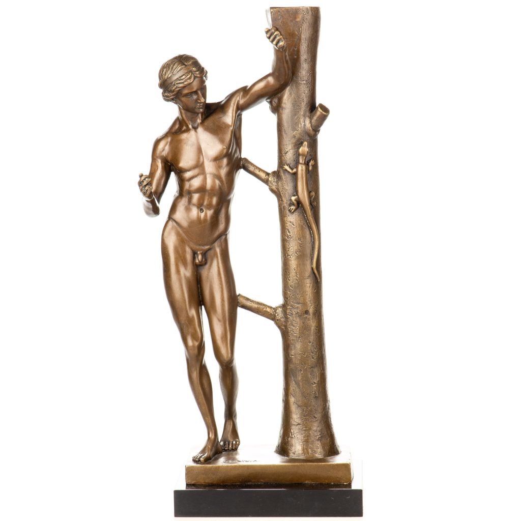 Mythologische-Bronzefigur-Maennlicher-Akt-mit-Eidechse-Apollo-Sauroktonos-53x20x18cm